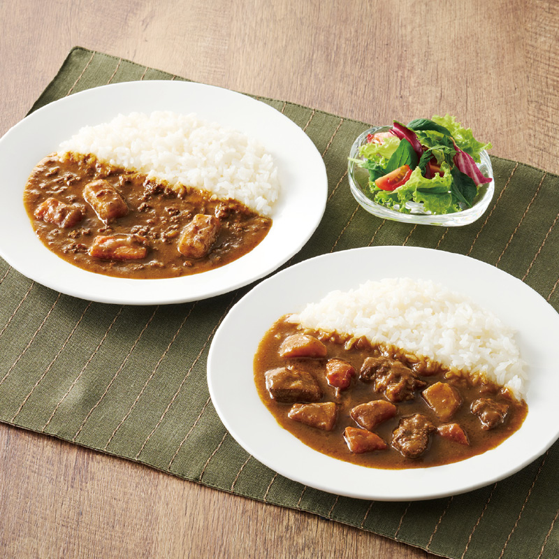 柿里のまかないカレー＆氷見牛入りカレー